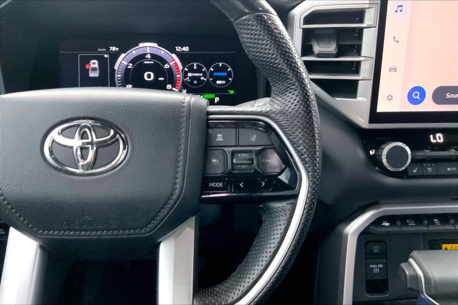 Used 2024 Toyota Tundra Platinum AWD/4WD image 25