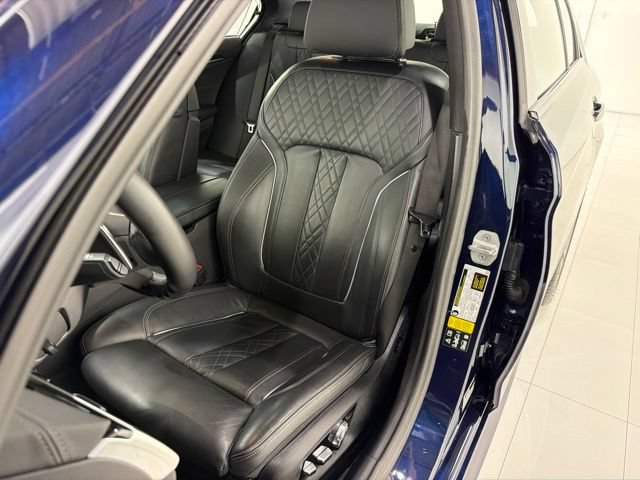 Certified 2023 BMW M550i xDrive w/ Executive Package AWD/4WD image 13