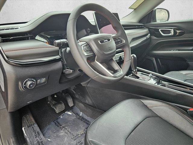 Used 2022 Jeep Compass Trailhawk image 10