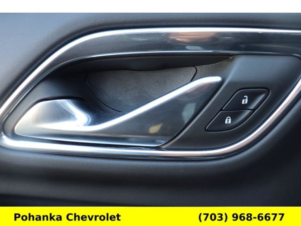 Certified 2023 GMC Yukon SLT w/ SLT Luxury Package image 26