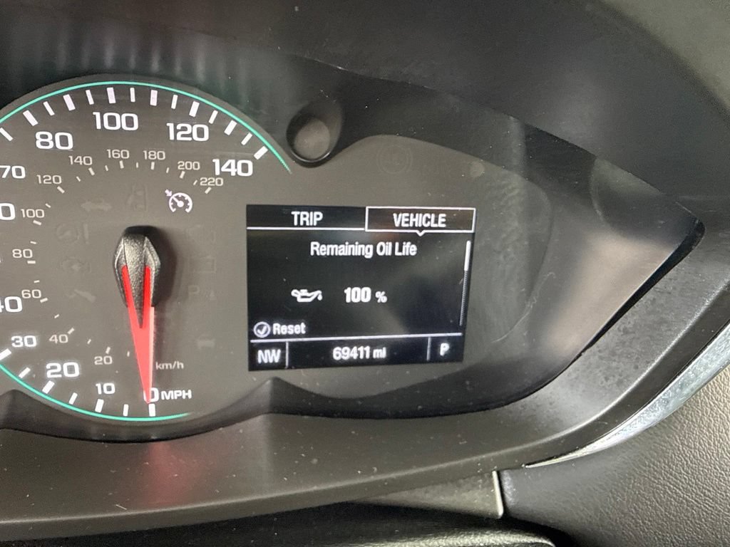 Used 2020 Chevrolet Trax LT w/ Driver Confidence Package AWD/4WD image 29