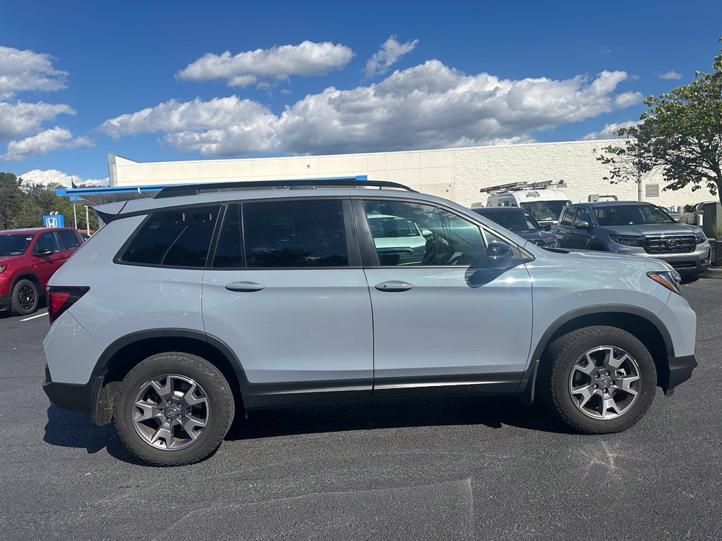 Used 2023 Honda Passport TrailSport image 10