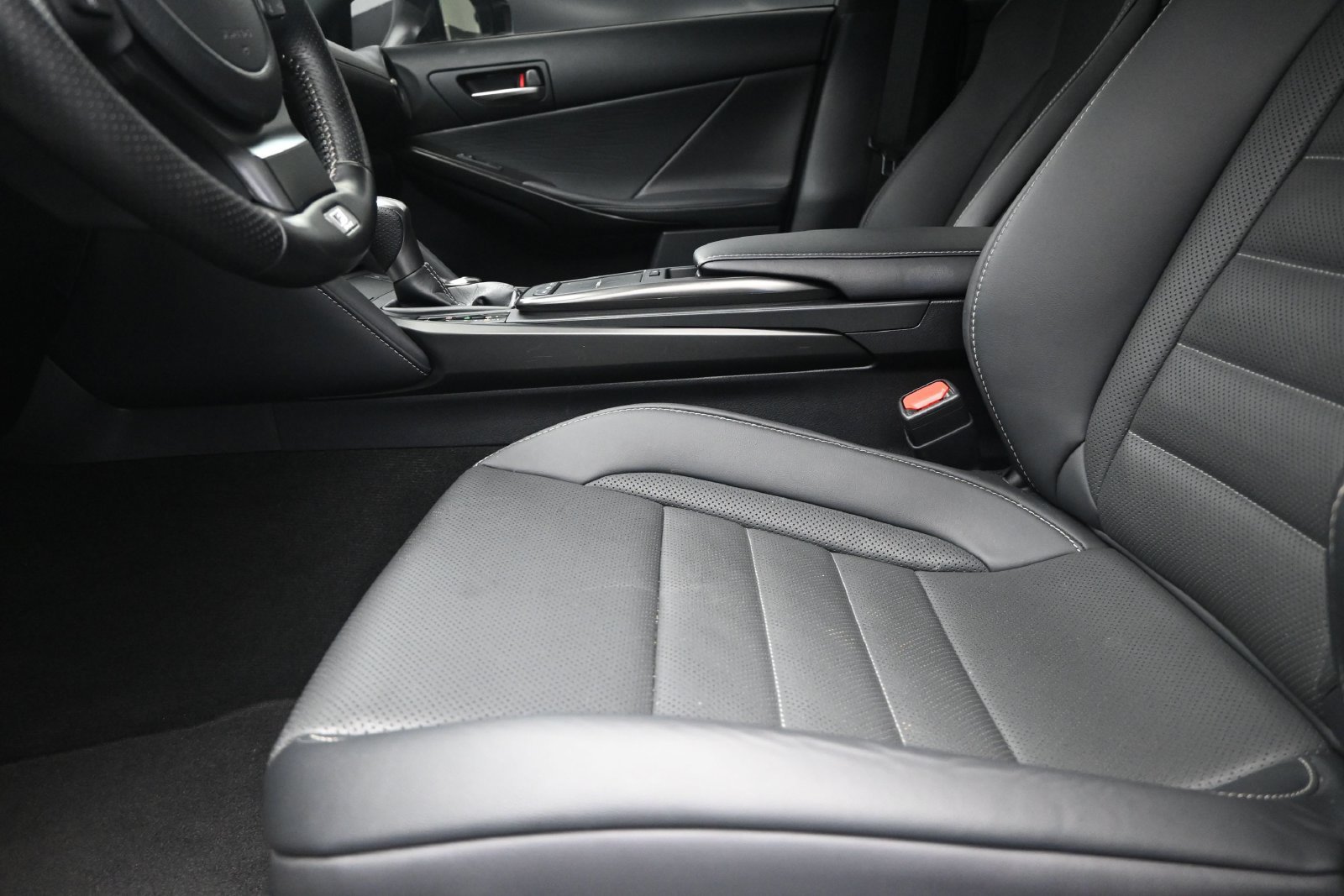 Certified 2024 Lexus IS 300 F Sport w/ Accessory Package 2 RWD image 13