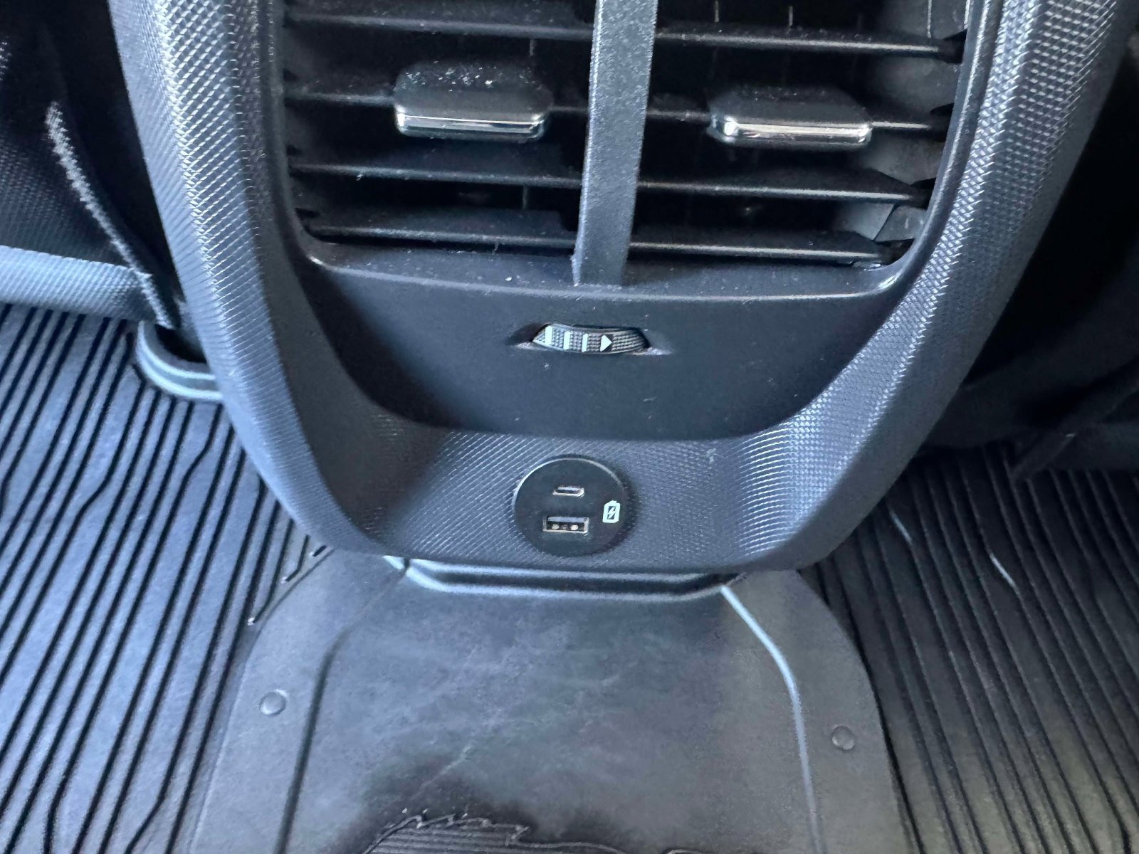 Used 2021 Ford Mustang Mach-E Select AWD/4WD image 22