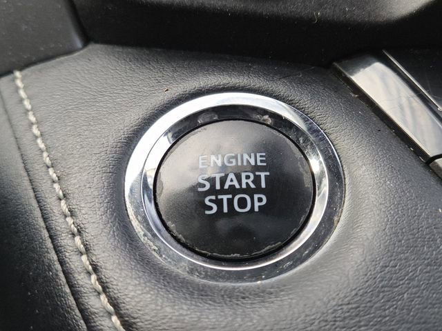 Used 2017 Toyota RAV4 Limited image 14