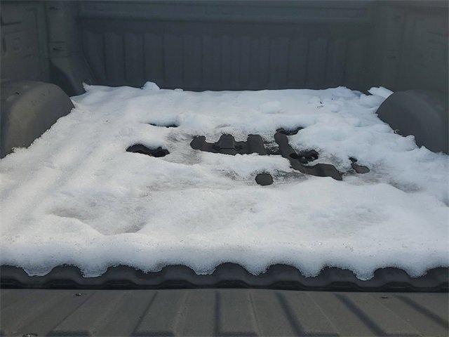 Used 2024 Chevrolet Silverado 2500 Custom w/ Custom Value Package image 8