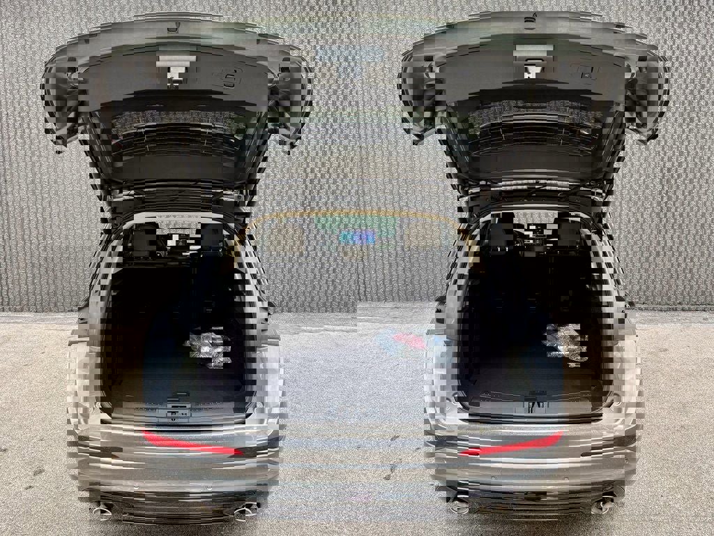 New 2025 Lincoln Corsair Grand Touring image 15