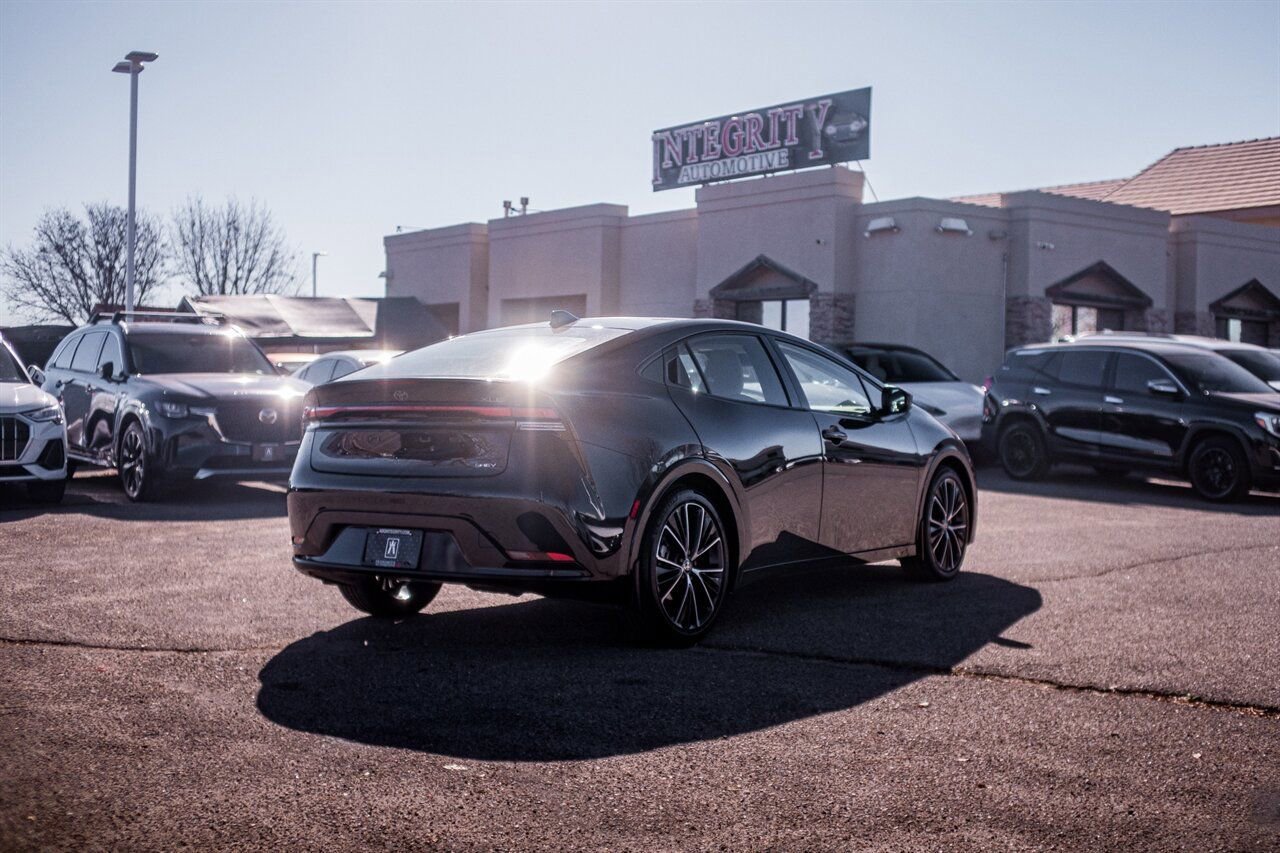 Used 2024 Toyota Prius XLE image 7