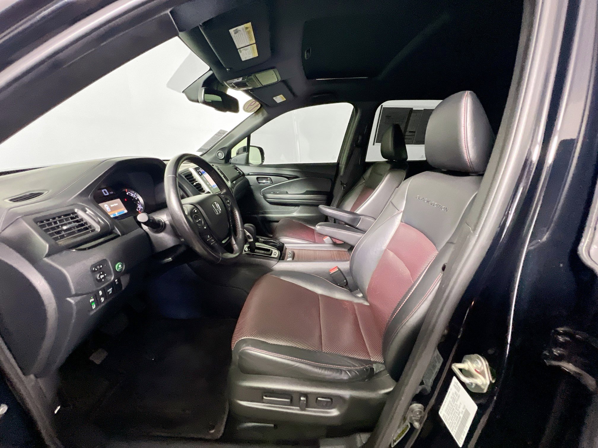 Used 2019 Honda Ridgeline Black Edition image 14