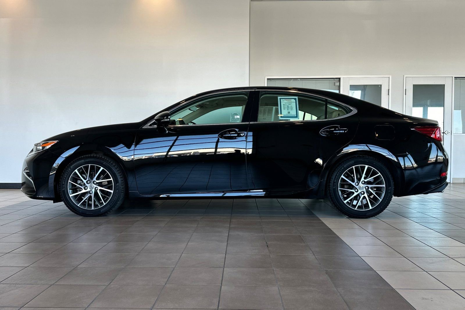 Used 2016 Lexus ES 350 image 7