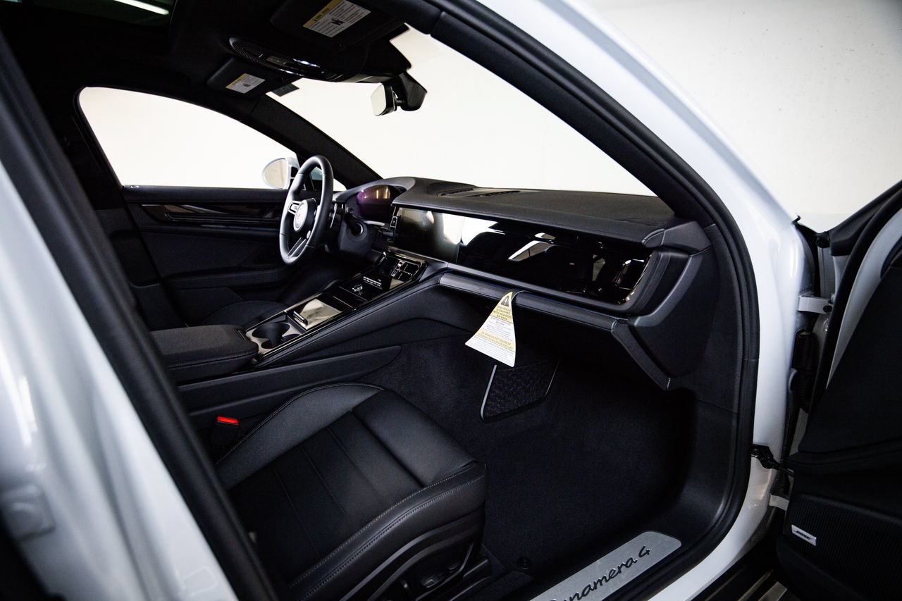 New 2026 Porsche Panamera 4 AWD/4WD image 29