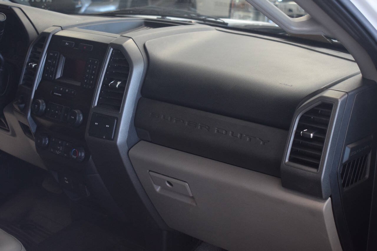 Used 2020 Ford F250 XL w/ Power Equipment Group RWD image 45