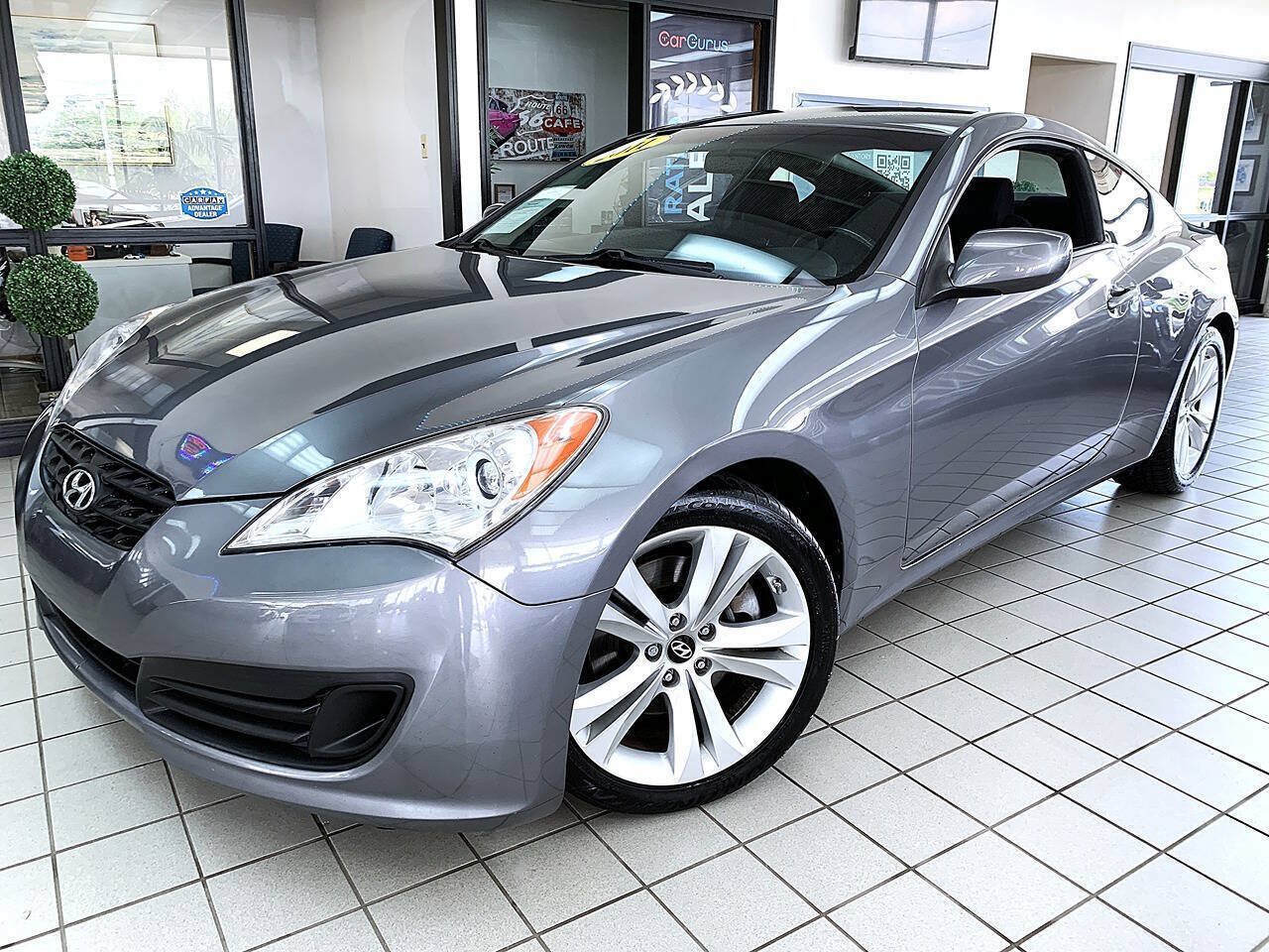 Used 2011 Hyundai Genesis 2.0T RWD image 1