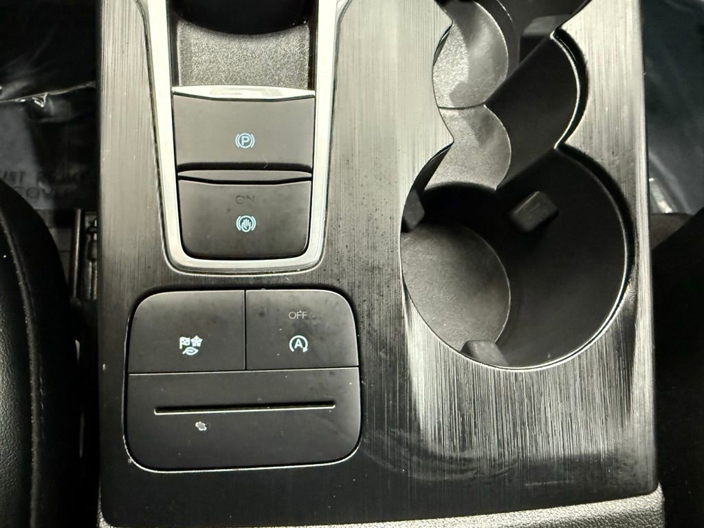 Certified 2025 Ford Escape ST-Line image 38