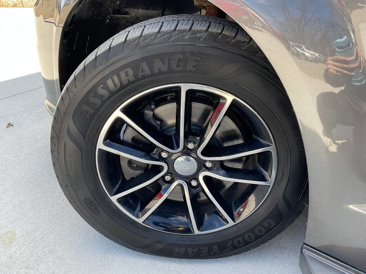 Used 2016 Dodge Grand Caravan SXT image 53