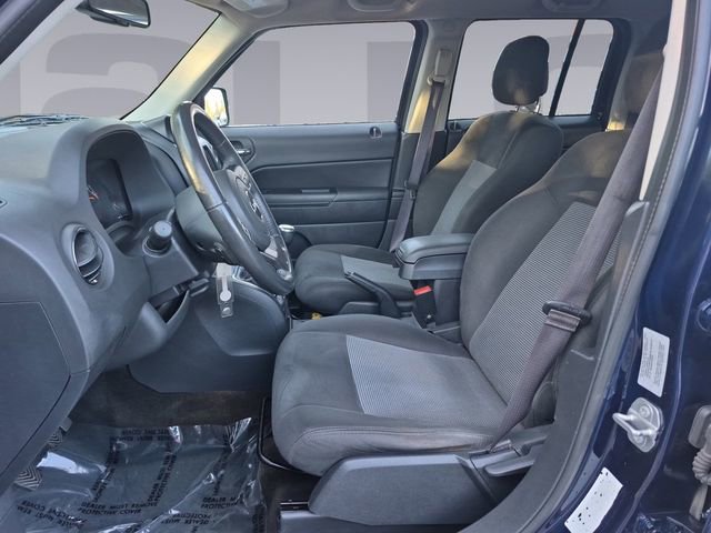 Used 2016 Jeep Patriot Sport w/ Power Value Group image 10