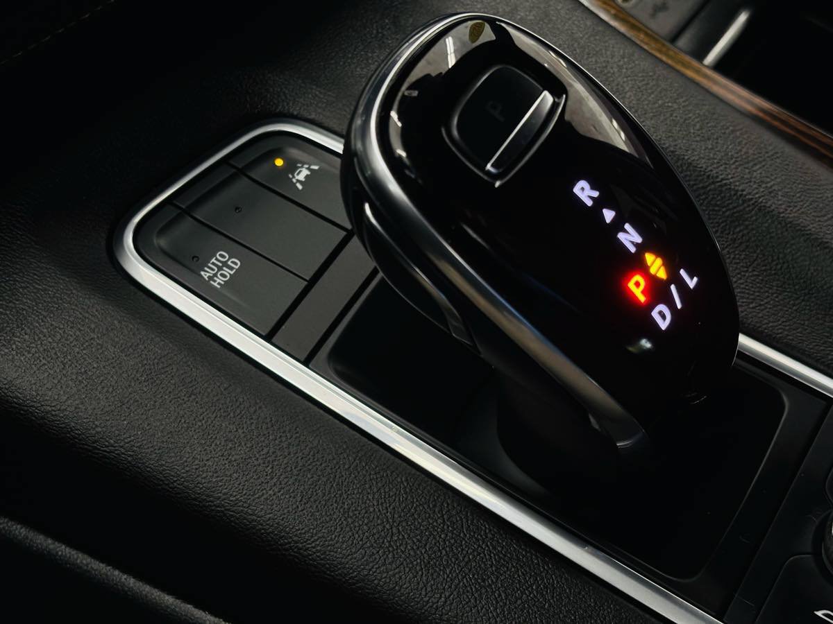 Used 2022 Cadillac Escalade Luxury AWD/4WD image 63