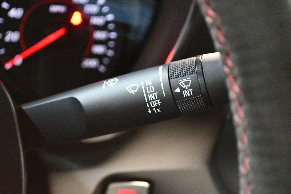 Used 2018 Chevrolet Camaro ZL1 RWD image 61