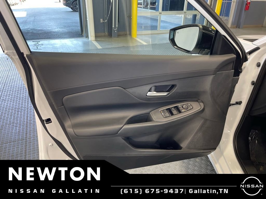 New 2026 Nissan Sentra SV w/ Floor Mat Package FWD image 18