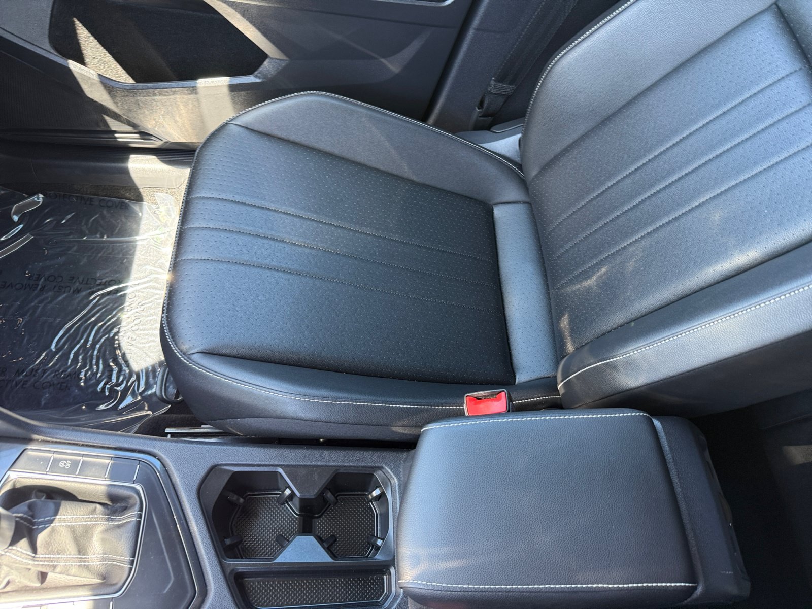 Certified 2023 Volkswagen Tiguan SE FWD image 14