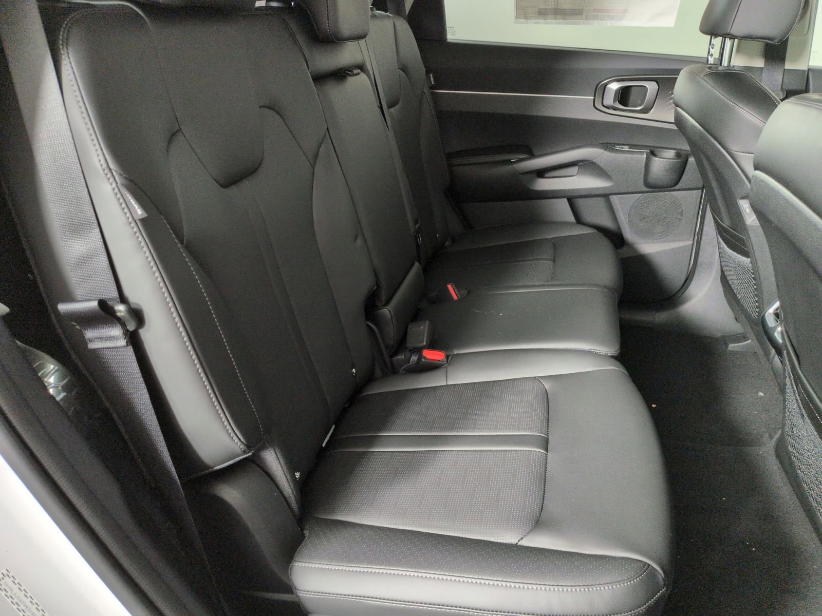 New 2026 Kia Sorento S w/ S Panoramic Sunroof Package FWD image 24