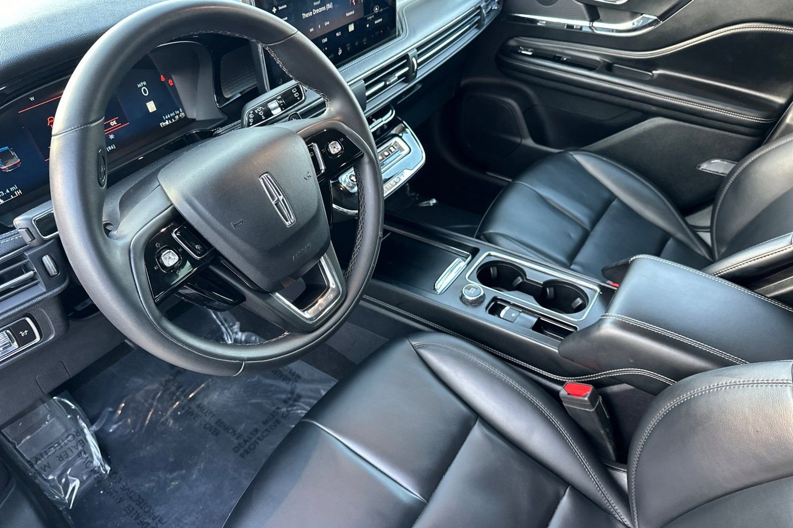 Used 2023 Lincoln Corsair FWD image 10