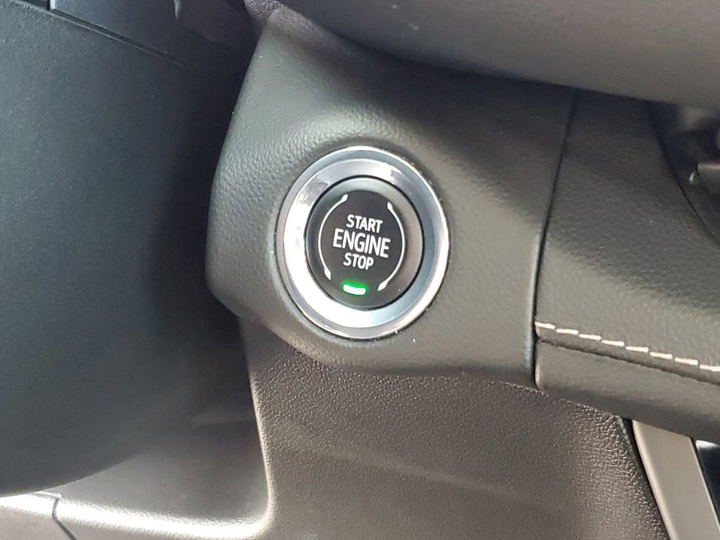 Used 2023 Buick Envision Essence AWD/4WD image 15