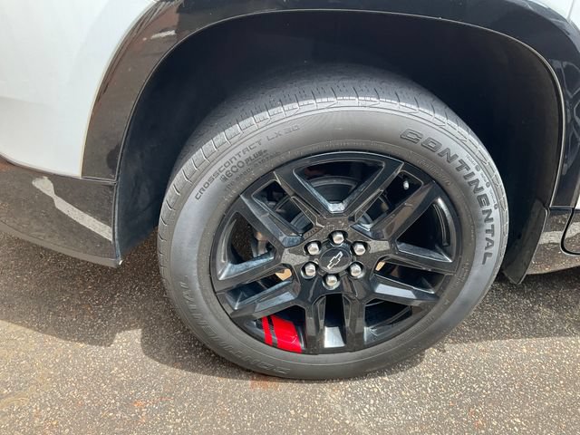 Used 2023 Chevrolet Traverse Premier w/ Redline Edition FWD image 10