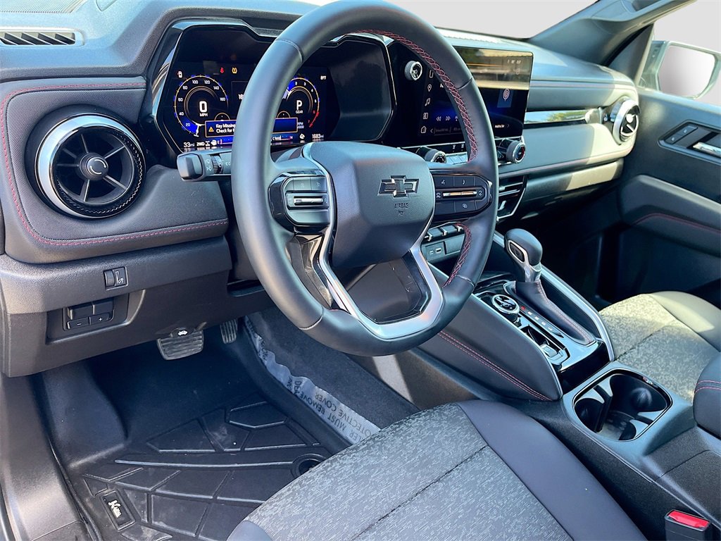 Used 2024 Chevrolet Colorado Z71 w/ Advanced Trailering Package image 9