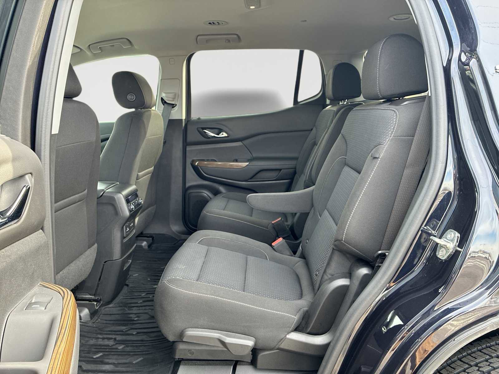 Certified 2022 GMC Acadia SLE w/ Driver Convenience Package image 24