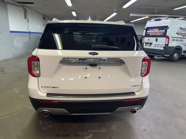Certified 2021 Ford Explorer Limited w/ Equipment Group 301A image 6