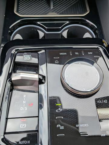 Certified 2025 BMW 530i xDrive w/ M Sport Package image 16