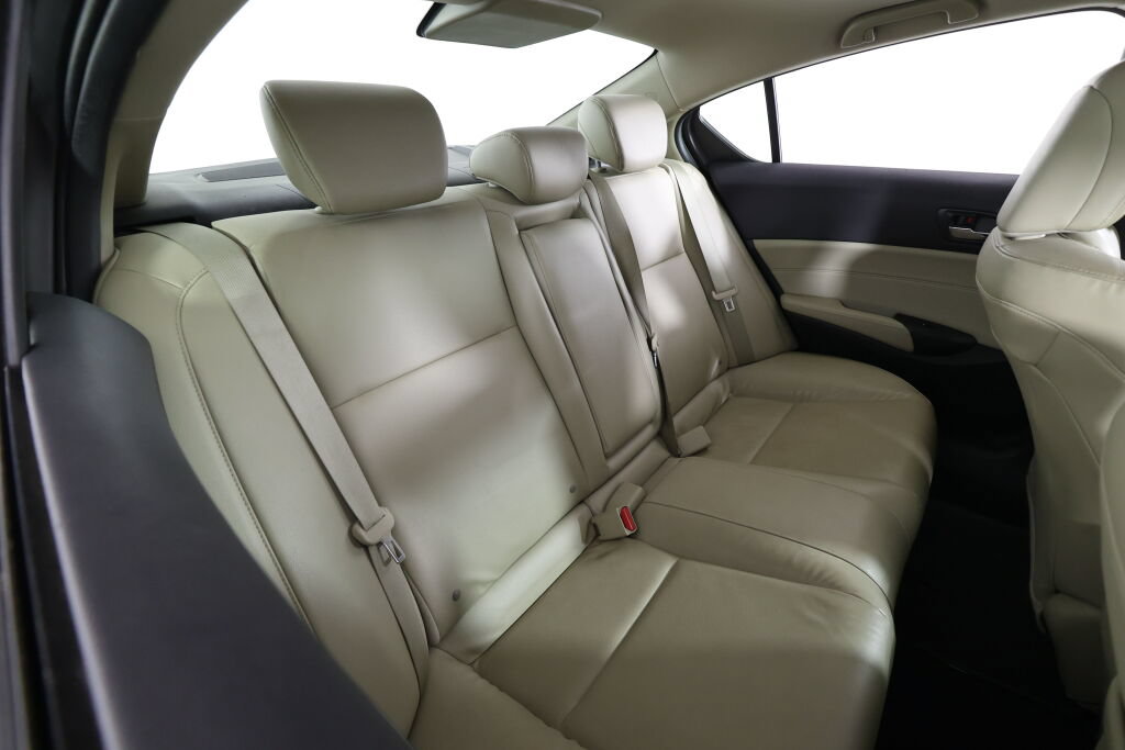 Used 2018 Acura ILX w/ Special Edition Package FWD image 20