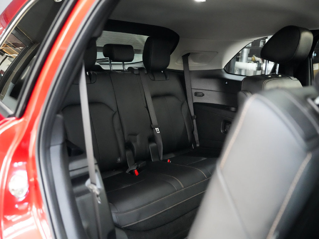 Used 2024 MAZDA CX-90 Plug-In Hybrid w/ Premium Pkg AWD/4WD image 38