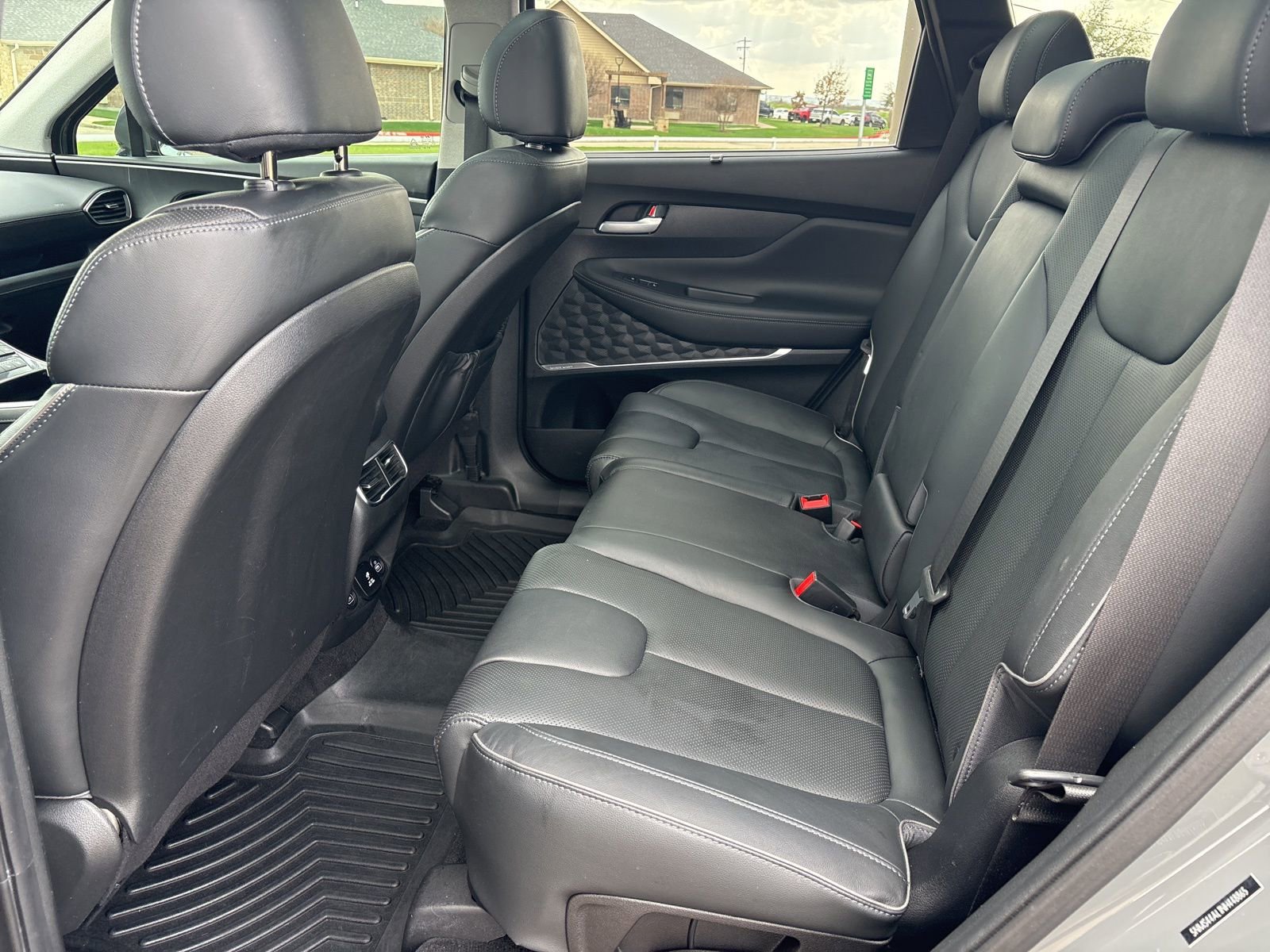 Used 2022 Hyundai Santa Fe Limited image 16