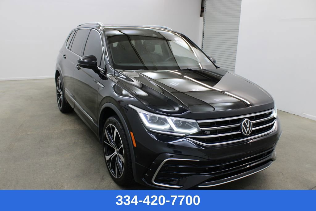 Certified 2022 Volkswagen Tiguan SEL R-Line image 4
