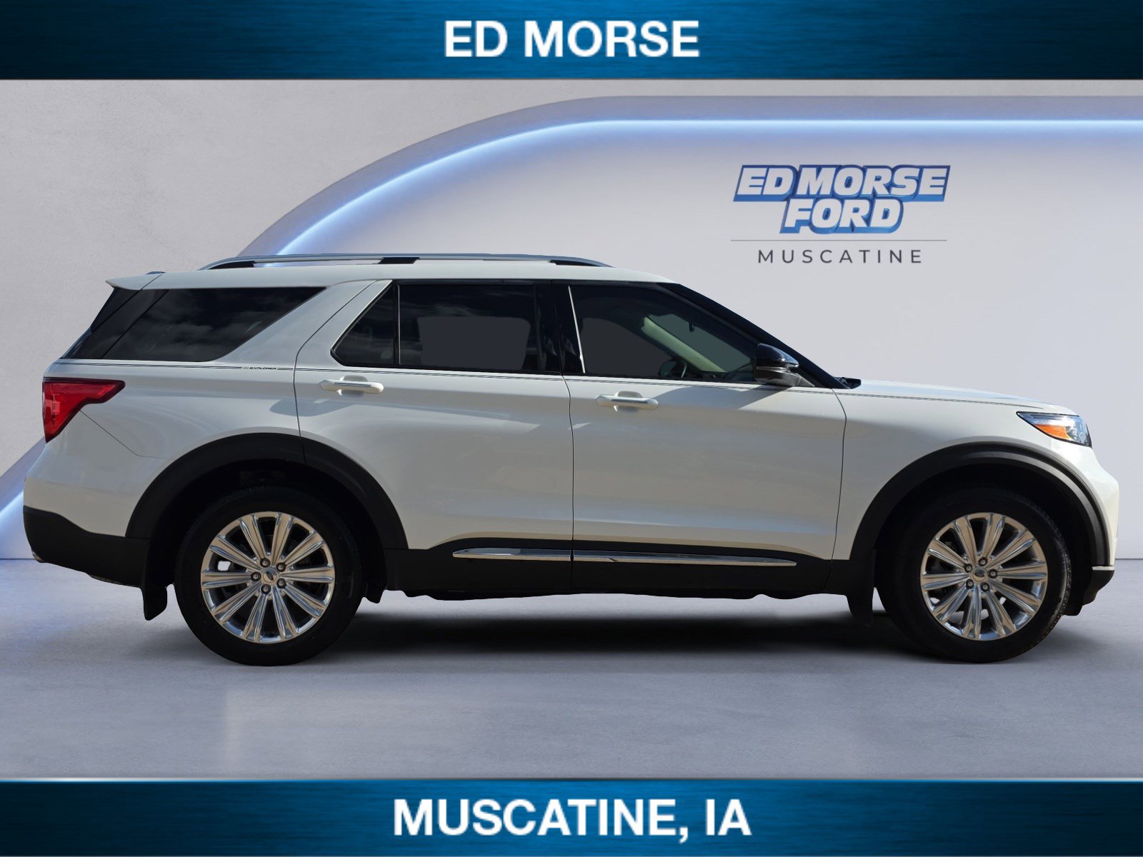 Certified 2022 Ford Explorer Limited w/ Equipment Group 301A AWD/4WD image 6