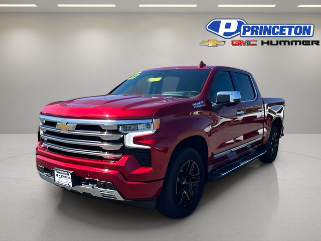 Used 2023 Chevrolet Silverado 1500 High Country w/ High Country Premium Package AWD/4WD image 3