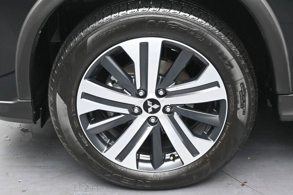 Used 2025 Mitsubishi Outlander Sport ES AWD/4WD image 33