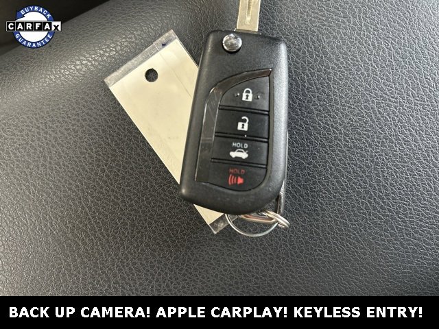 Used 2019 Toyota Camry LE image 28