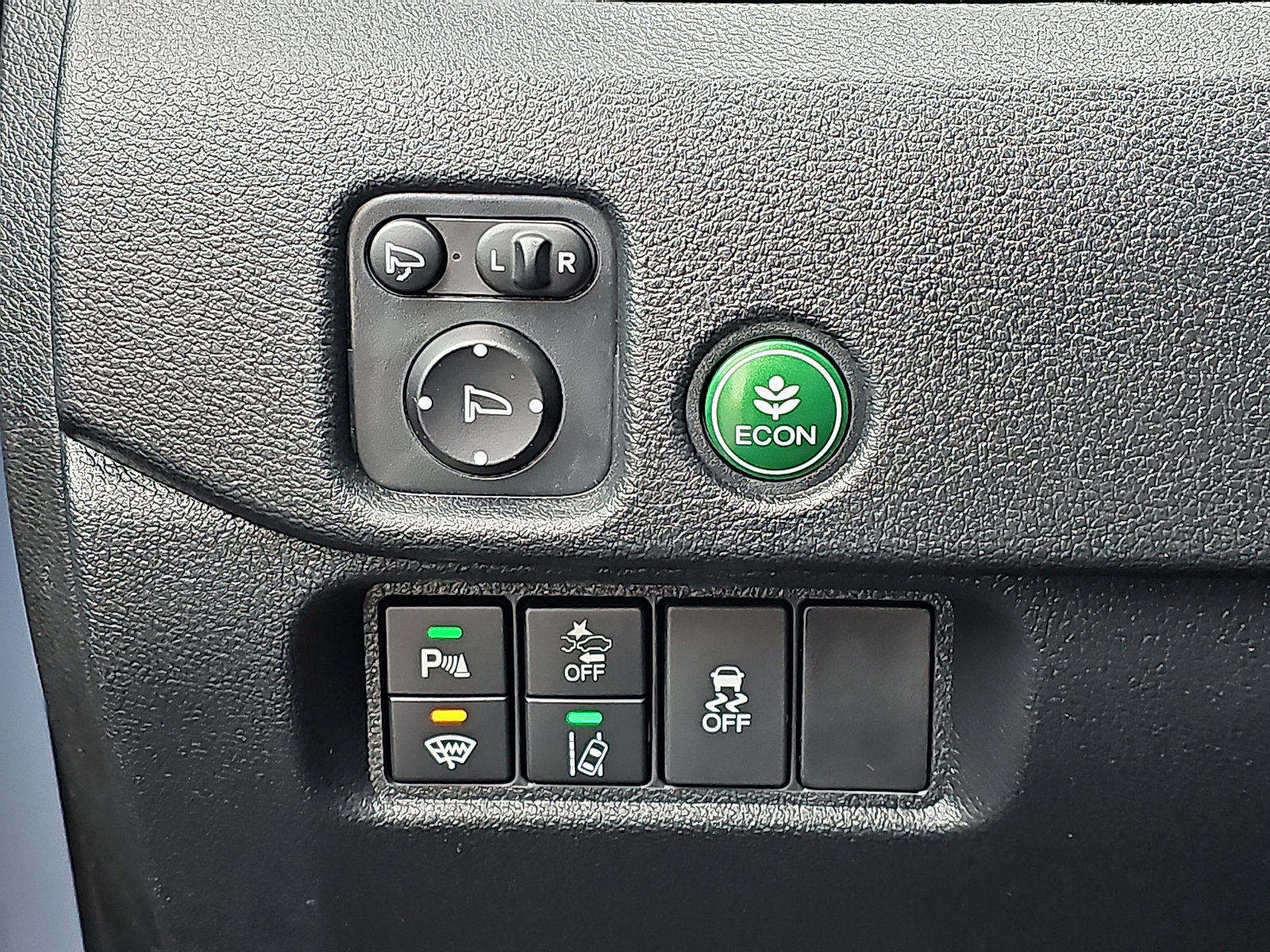 Used 2023 Honda Passport TrailSport image 25