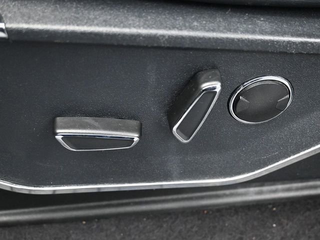 Used 2023 Ford F150 Lariat w/ Equipment Group 502A High image 15