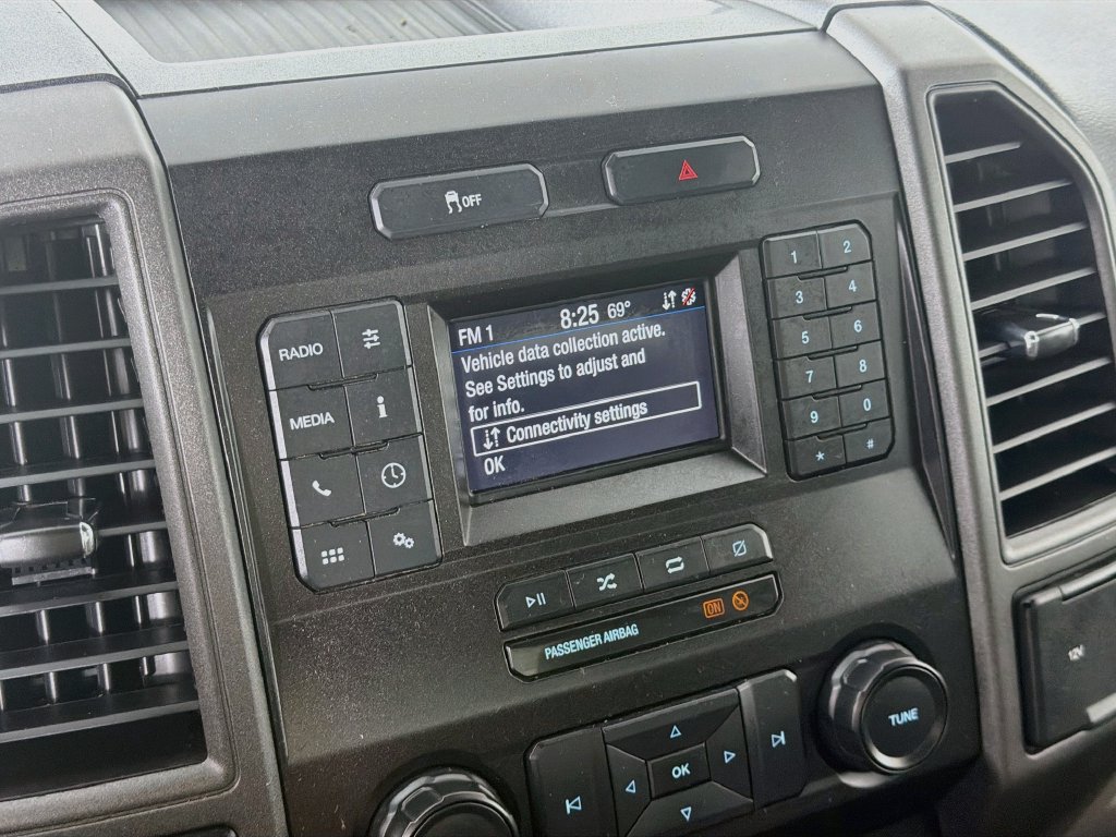 Used 2022 Ford F350 XL w/ STX Appearance Package AWD/4WD image 14