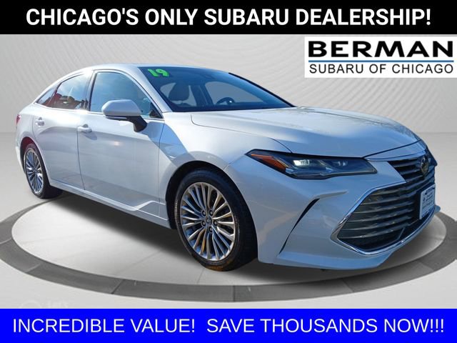 Used 2019 Toyota Avalon XLE image 2