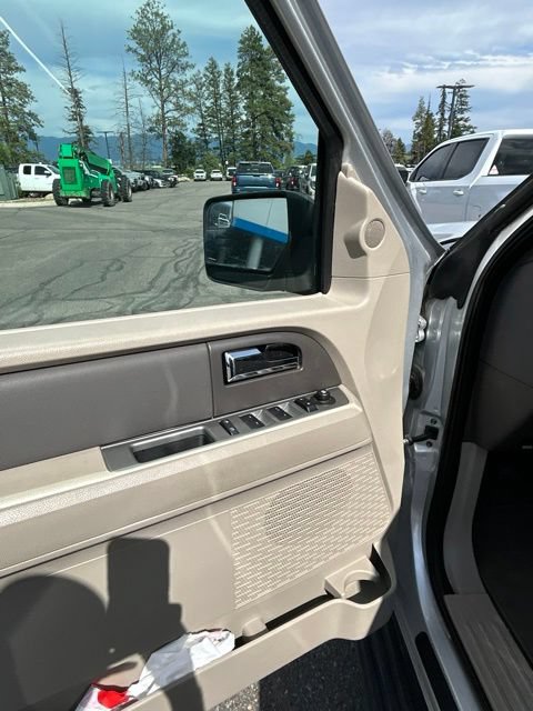 Used 2014 Ford Expedition XL AWD/4WD image 16