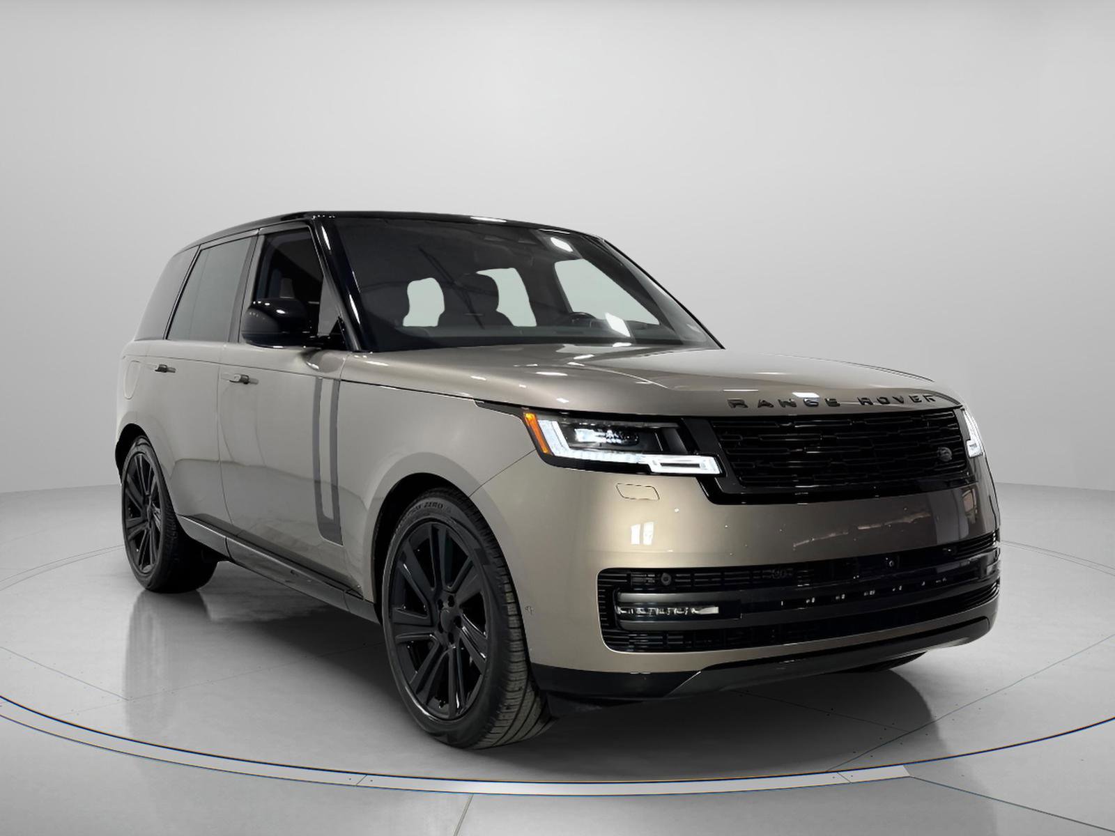 Used 2023 Land Rover Range Rover SE image 6