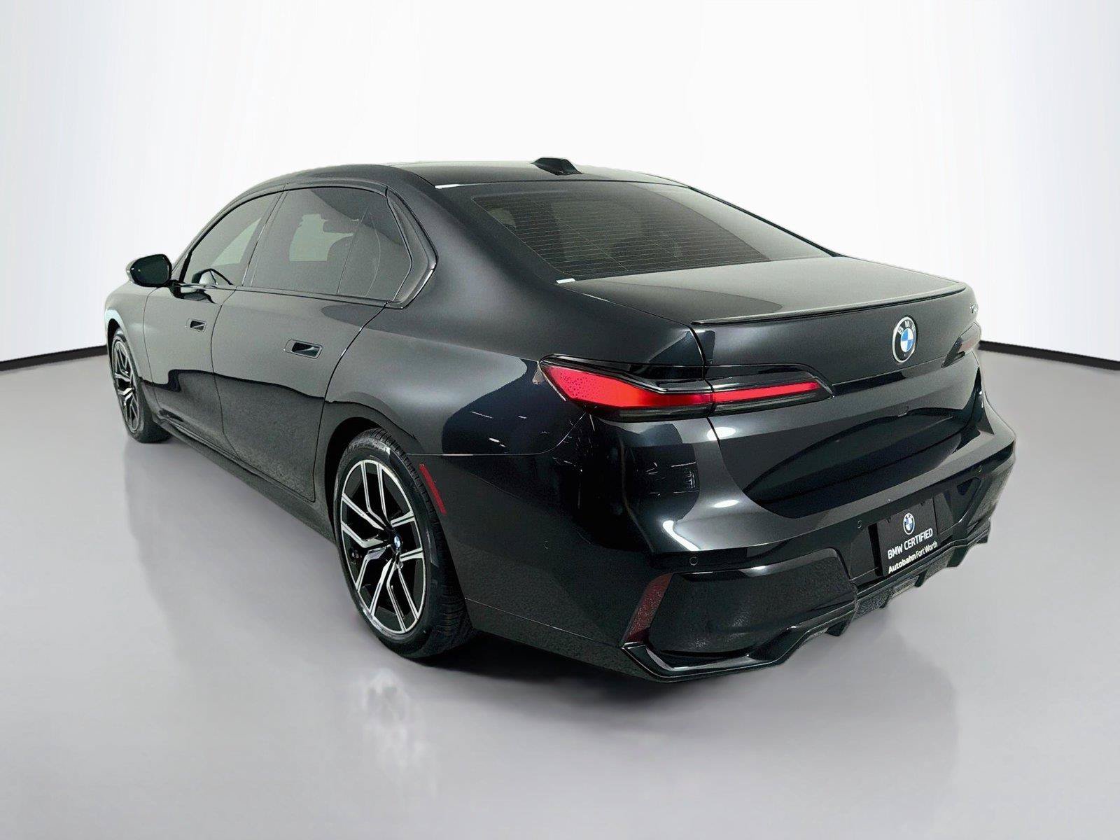Used 2023 BMW 740i RWD image 7