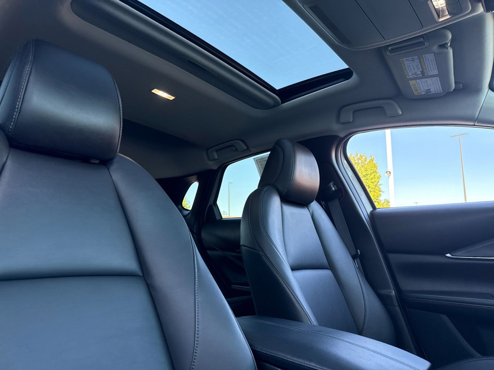 Used 2024 MAZDA CX-30 AWD 2.5 S w/ Preferred Package image 18