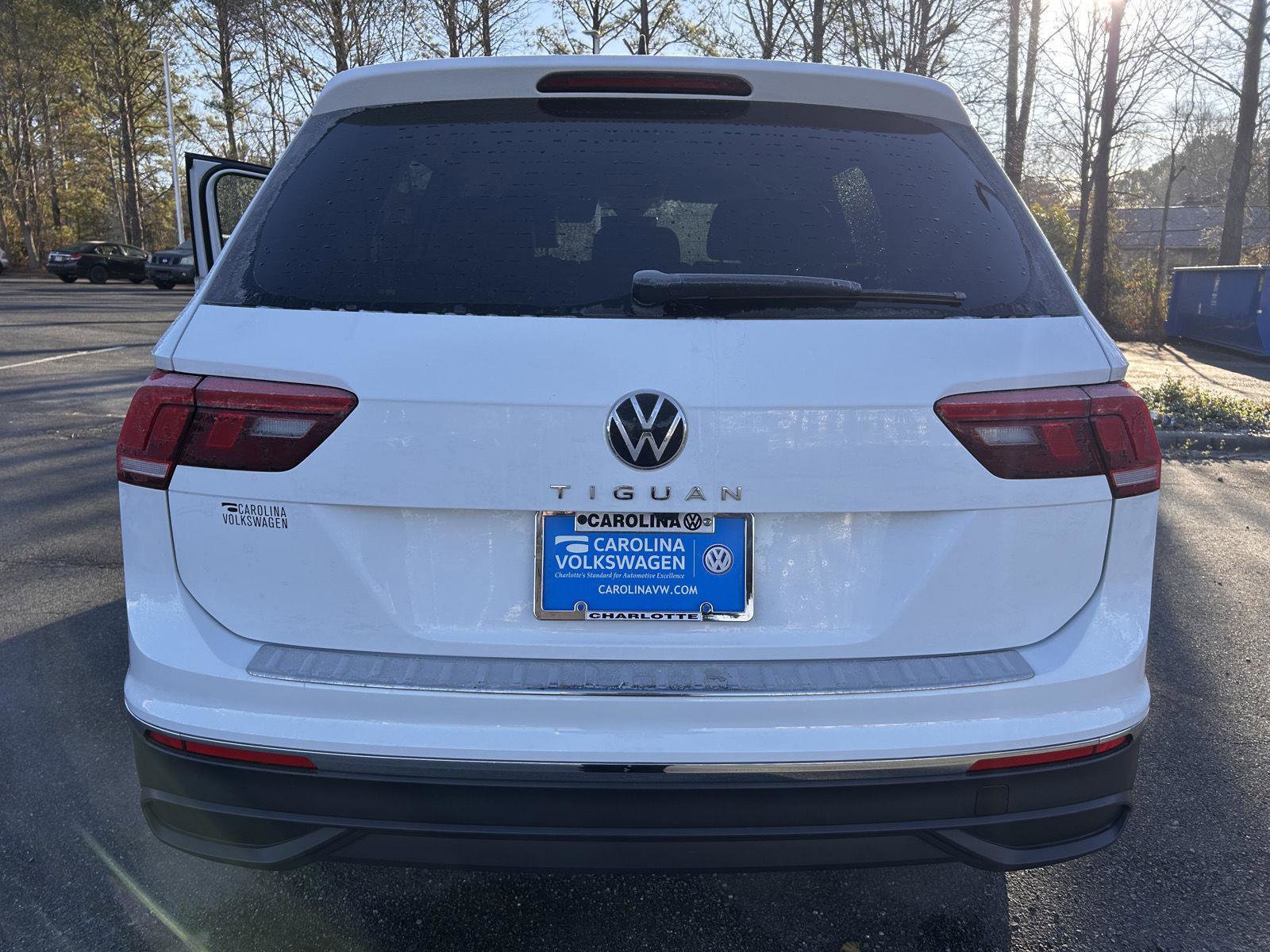 Used 2024 Volkswagen Tiguan Wolfsburg Edition image 5