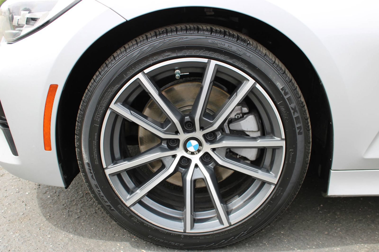 Used 2019 BMW 330i Sedan w/ Driving Assistance Package RWD image 35